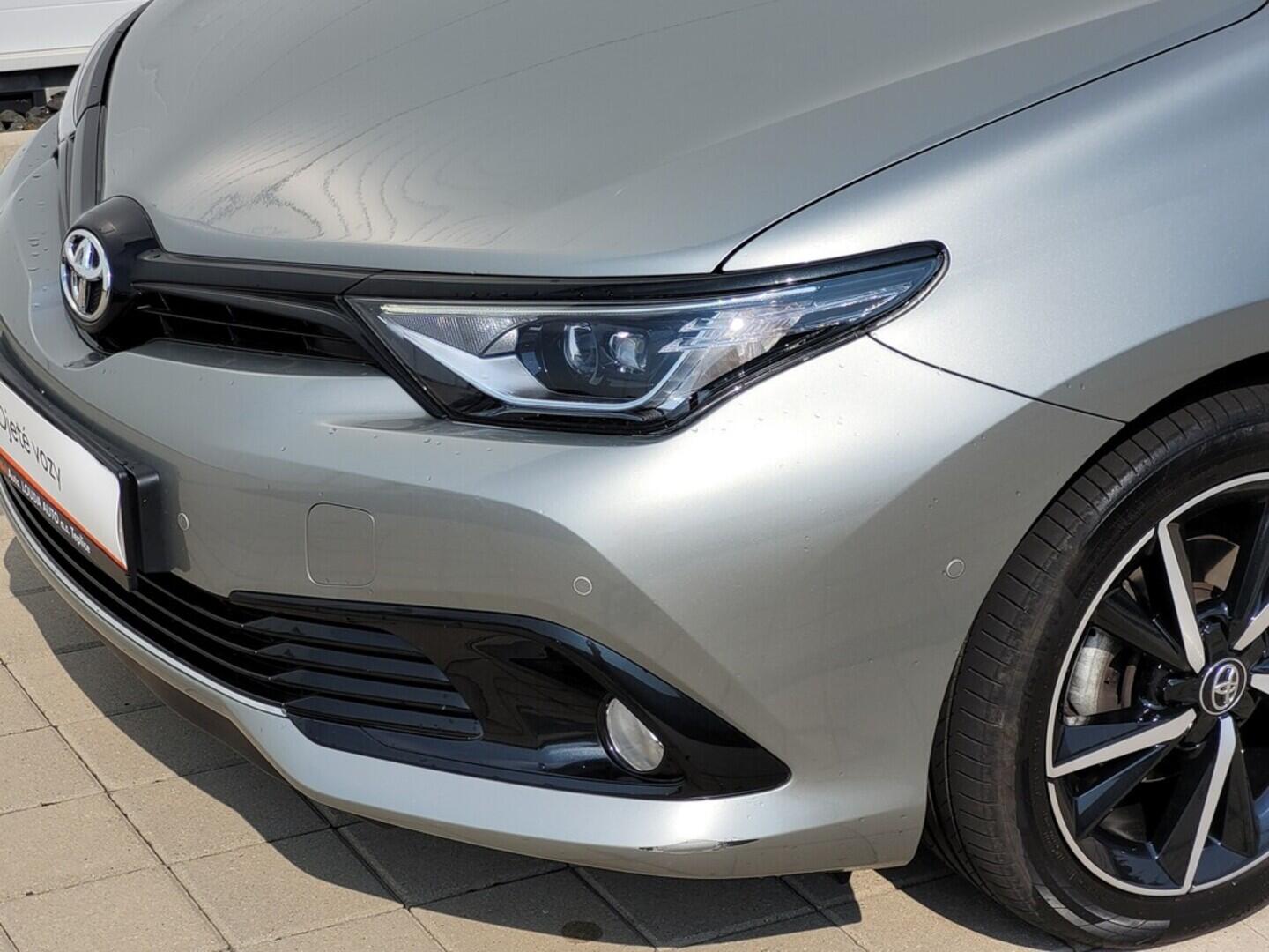 O619V07206_30.webp_AURIS Active Trend 1.6 Valvematic 97 kW manuál