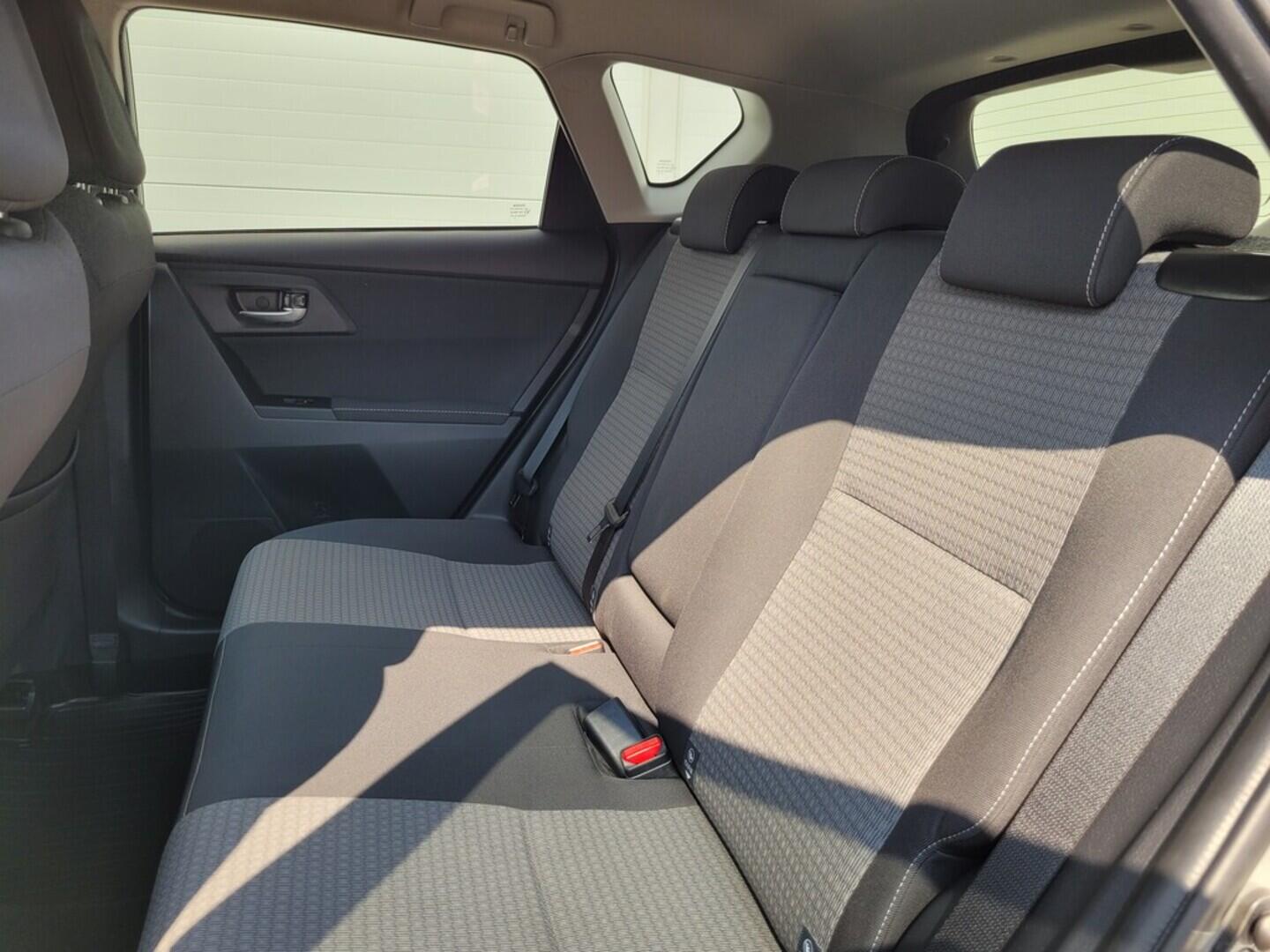O619V07206_34.webp_AURIS Active Trend 1.6 Valvematic 97 kW manuál