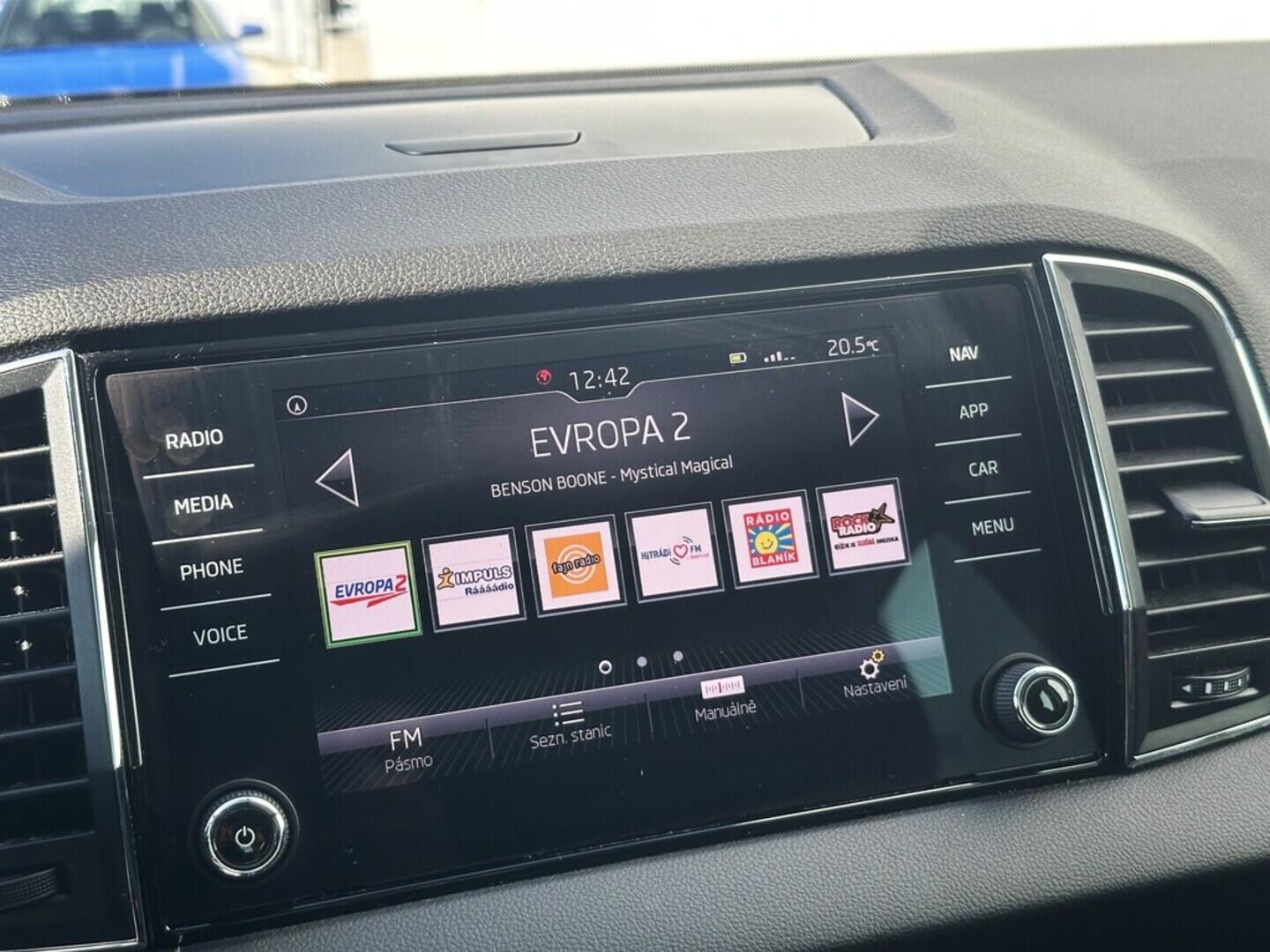 O619V07211_30.webp_KAROQ Style 1.5 TSI 110 kW automat