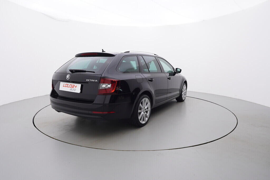 O619V07215_14.webp_OCTAVIA Drive 2.0 TDI 110 kW automat