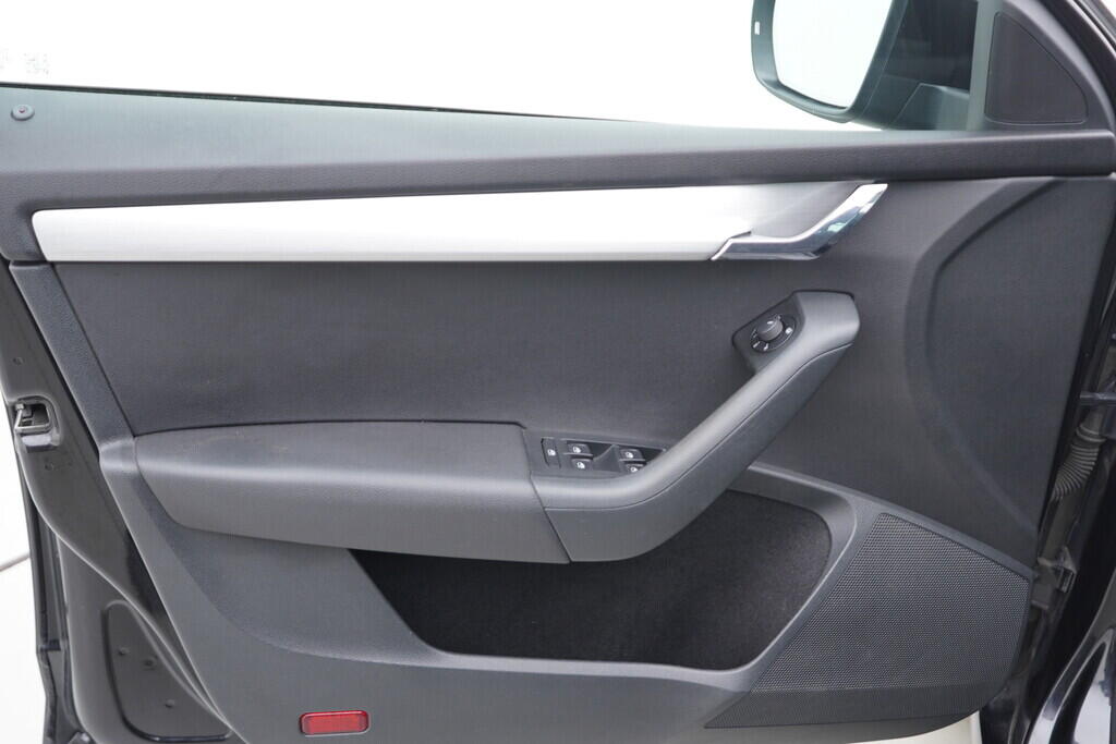 O619V07215_19.webp_OCTAVIA Drive 2.0 TDI 110 kW automat