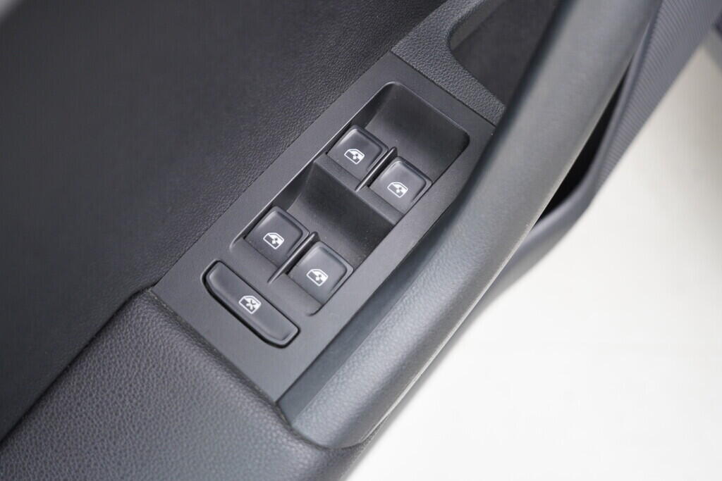 O619V07215_20.webp_OCTAVIA Drive 2.0 TDI 110 kW automat