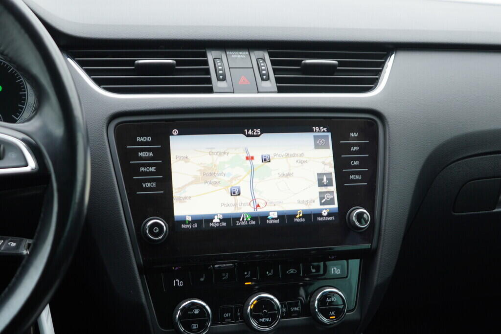 O619V07215_30.webp_OCTAVIA Drive 2.0 TDI 110 kW automat