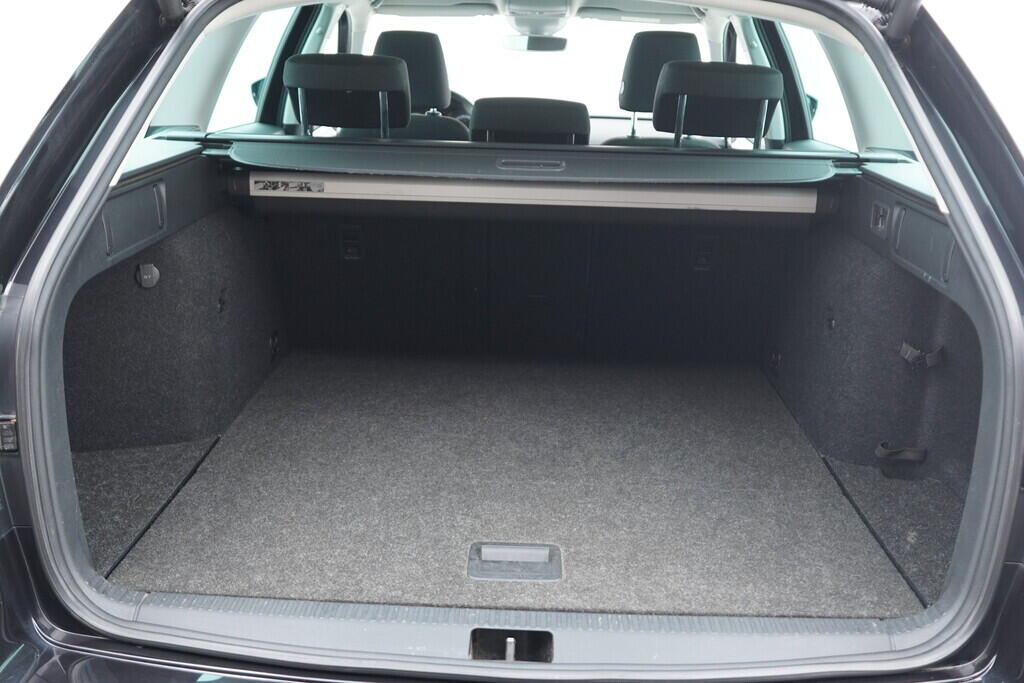 O619V07215_37.webp_OCTAVIA Drive 2.0 TDI 110 kW automat