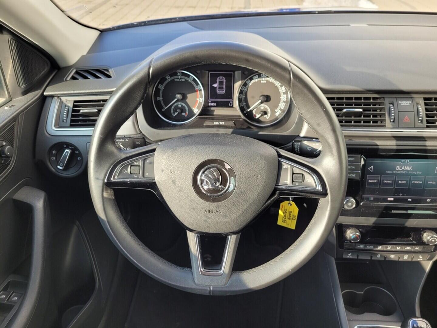 O619V07232_31.webp_RAPID Style 1.0 TSI 81 kW manuál, DPH