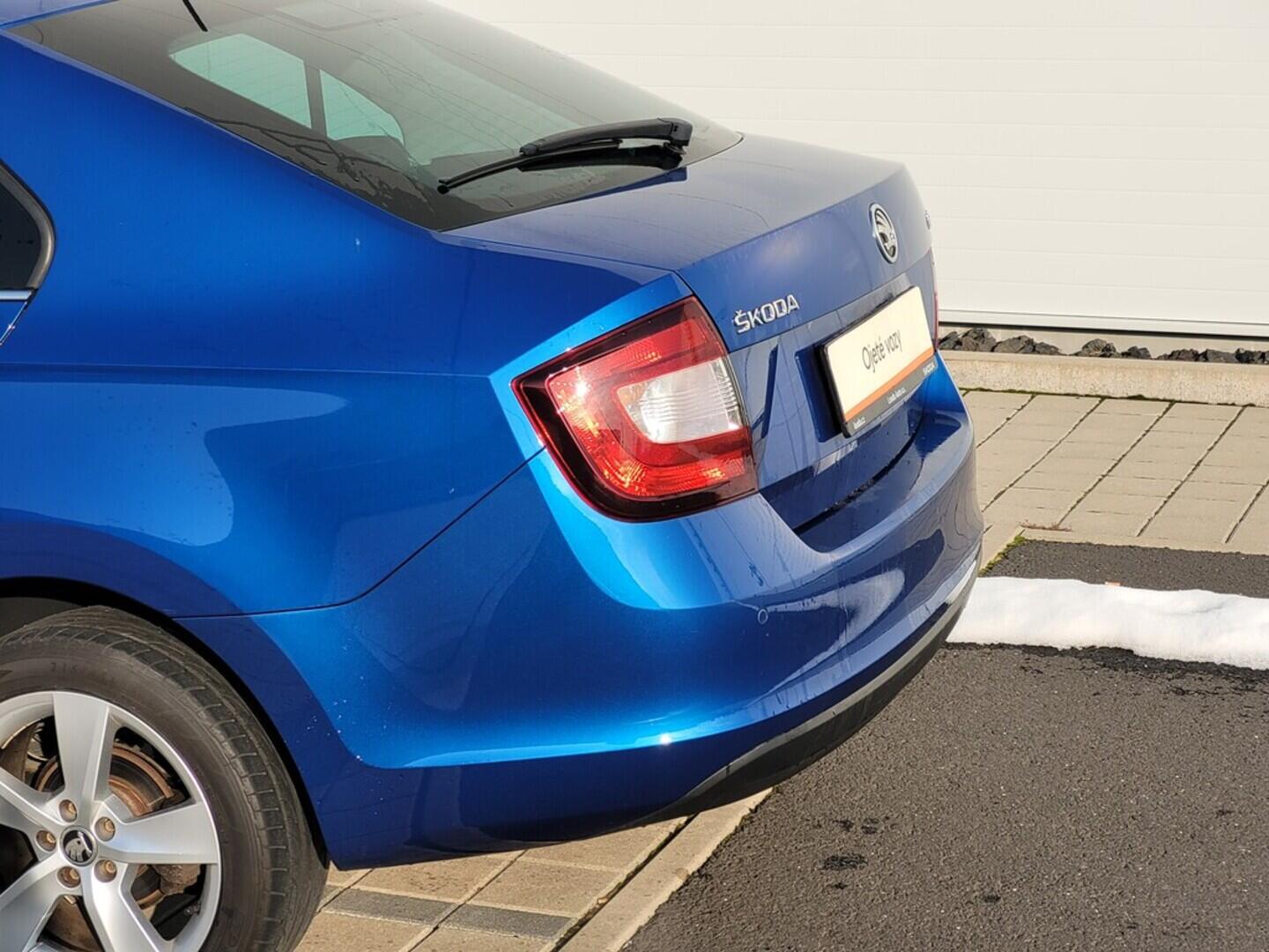 O619V07232_43.webp_RAPID Style 1.0 TSI 81 kW manuál, DPH