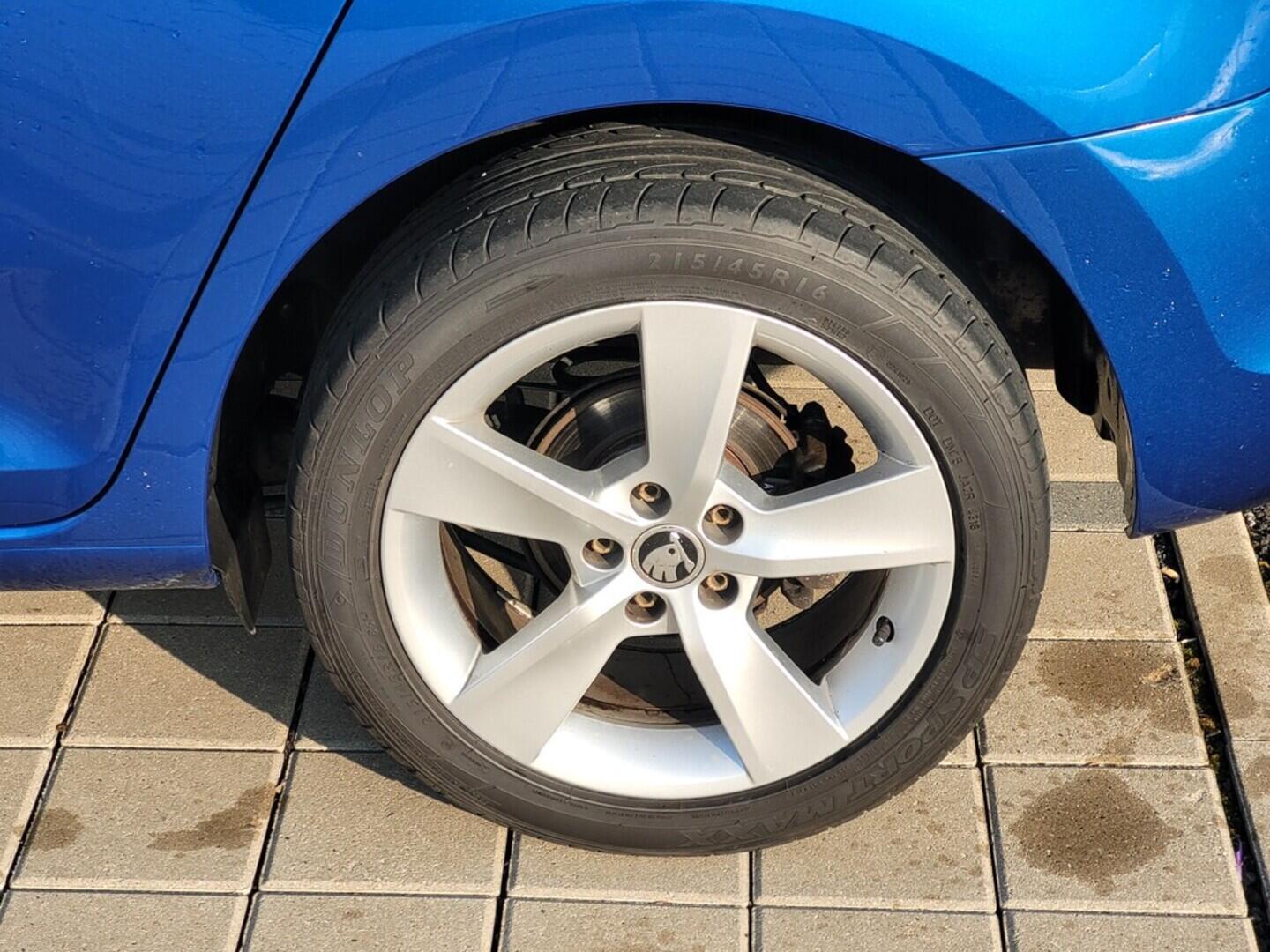 O619V07232_45.webp_RAPID Style 1.0 TSI 81 kW manuál, DPH