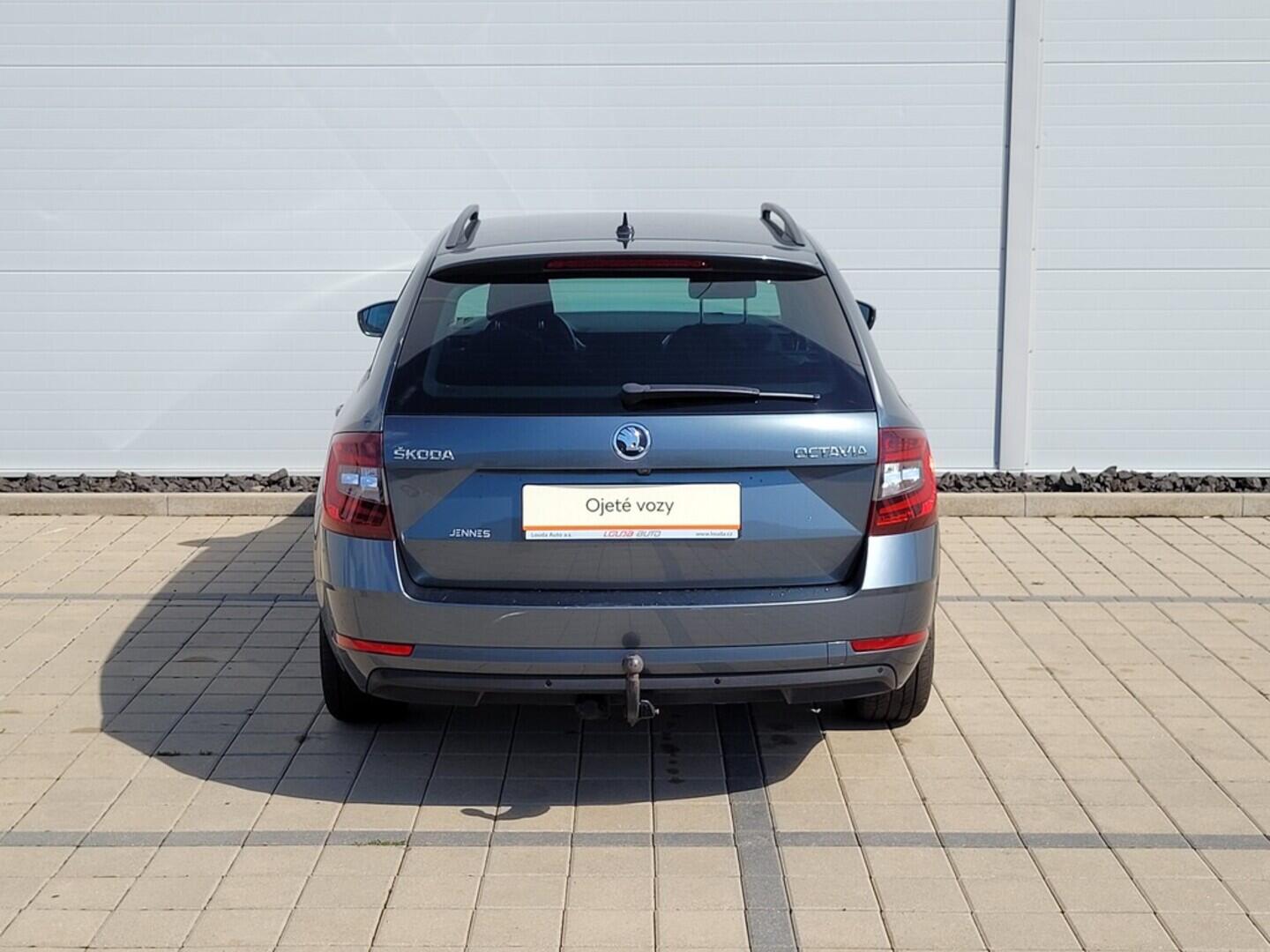 O619V07234_15.webp_OCTAVIA Ambition Plus 2.0 TDI 110 kW automat, DPH