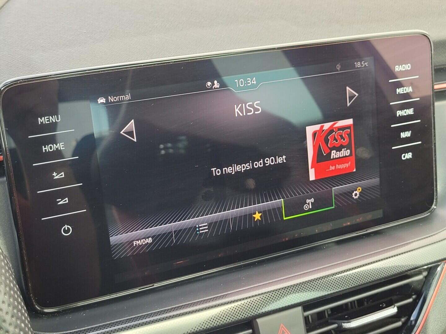 O619V07240_28.webp_KAMIQ Monte Carlo 1.0 TSI 81 kW manuál