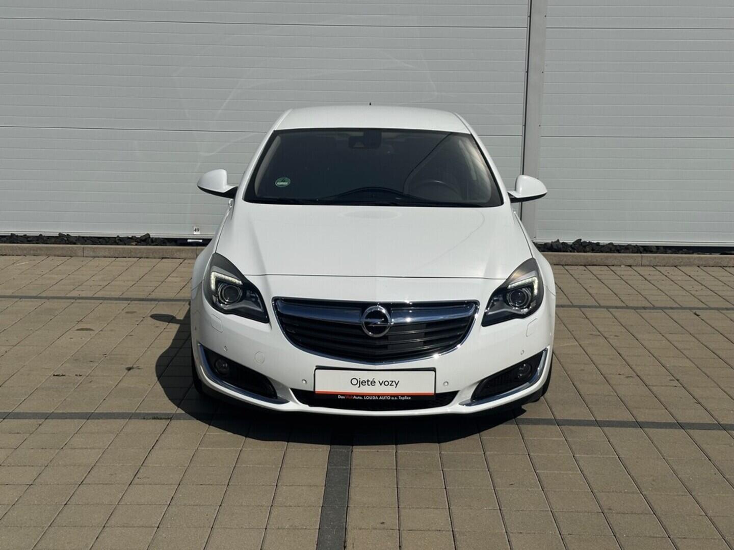 O619V07244_11.webp_INSIGNIA Cosmo 2.0  120 kW manuál
