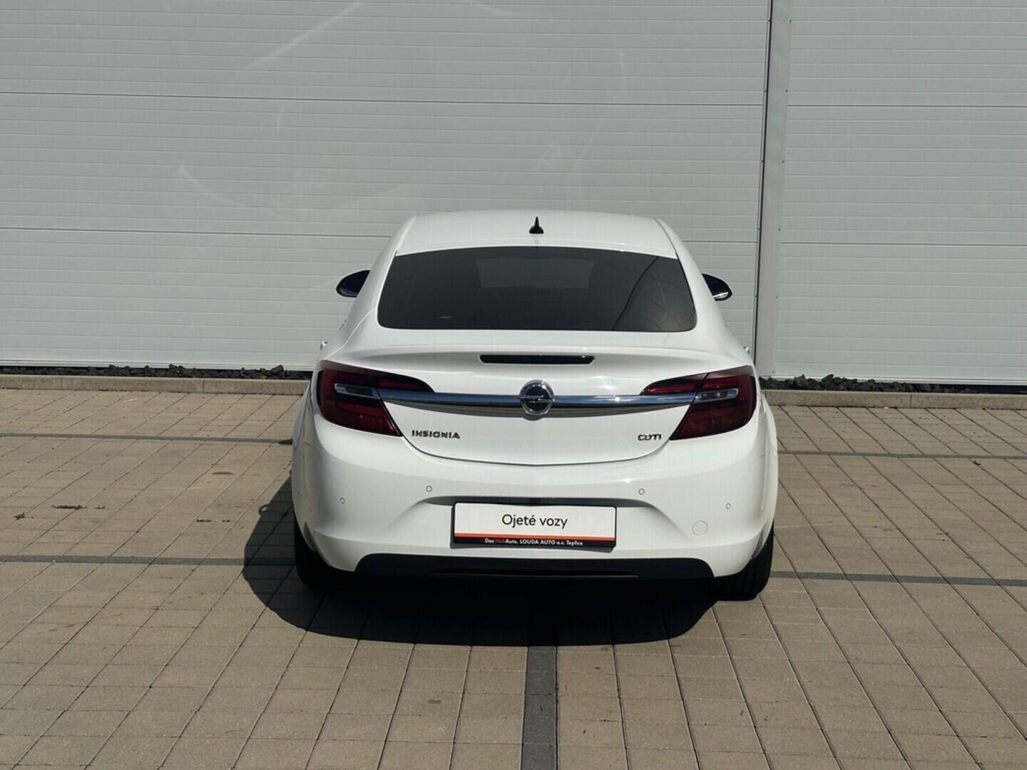 O619V07244_15.webp_INSIGNIA Cosmo 2.0  120 kW manuál
