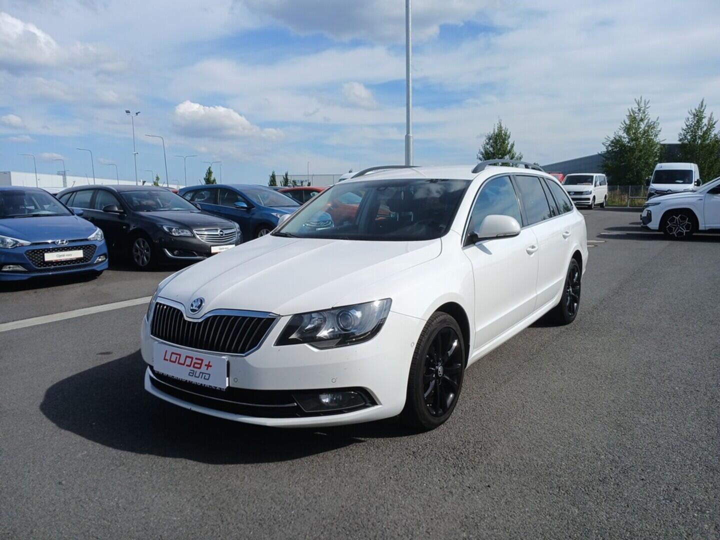 O619V07247_10.webp_SUPERB Ambition 2.0 TDI 125 kW automat