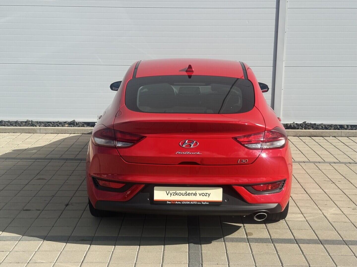 O619V07257_15.webp_I30 FASTBACK Comfort 1.4 T-GDI 103 kW manuál, DPH