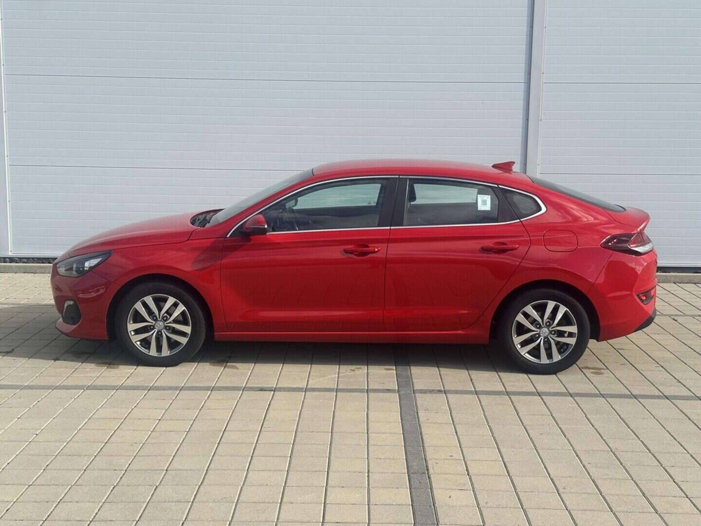 O619V07257_17.webp_I30 FASTBACK Comfort 1.4 T-GDI 103 kW manuál, DPH