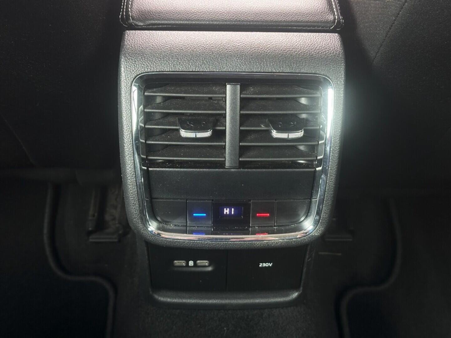 O619V07262_29.webp_OCTAVIA Style Plus 2.0 TDI 110 kW automat