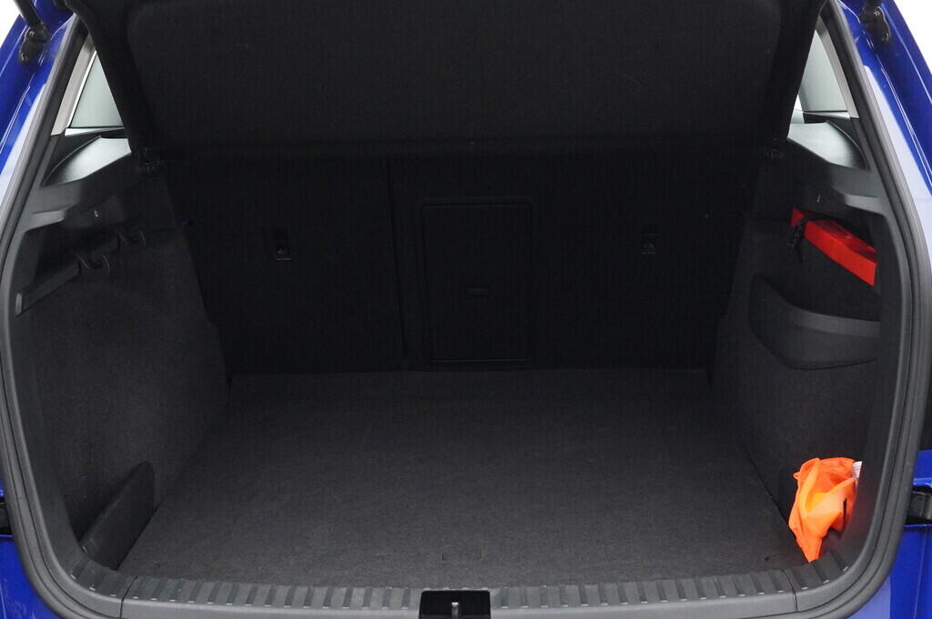 O619V07265_43.webp_KAROQ Ambition 2.0 TDI 110 kW automat, DPH