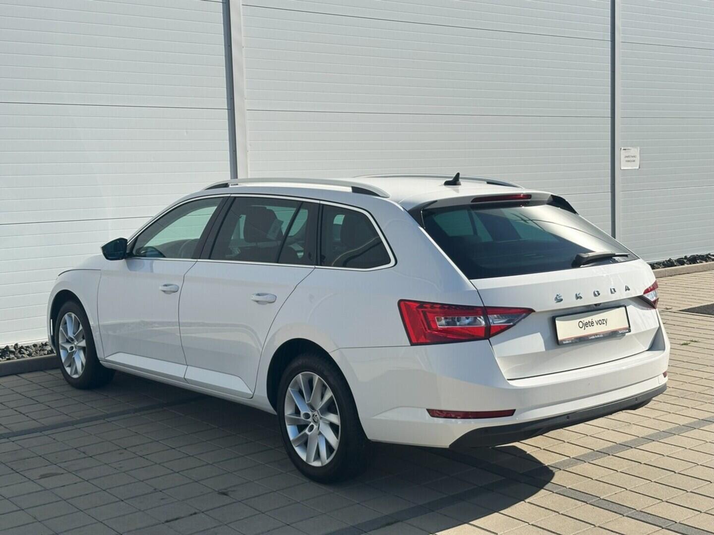 O619V07274_16.webp_SUPERB Style 2.0 TDI 110 kW automat, DPH