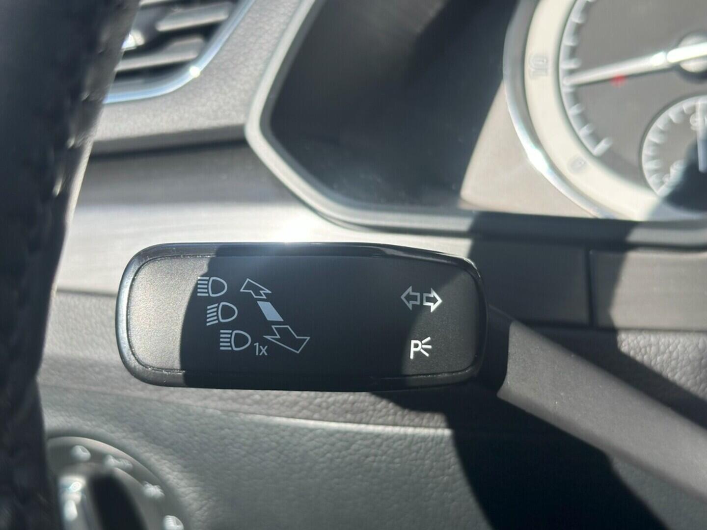 O619V07274_22.webp_SUPERB Style 2.0 TDI 110 kW automat, DPH