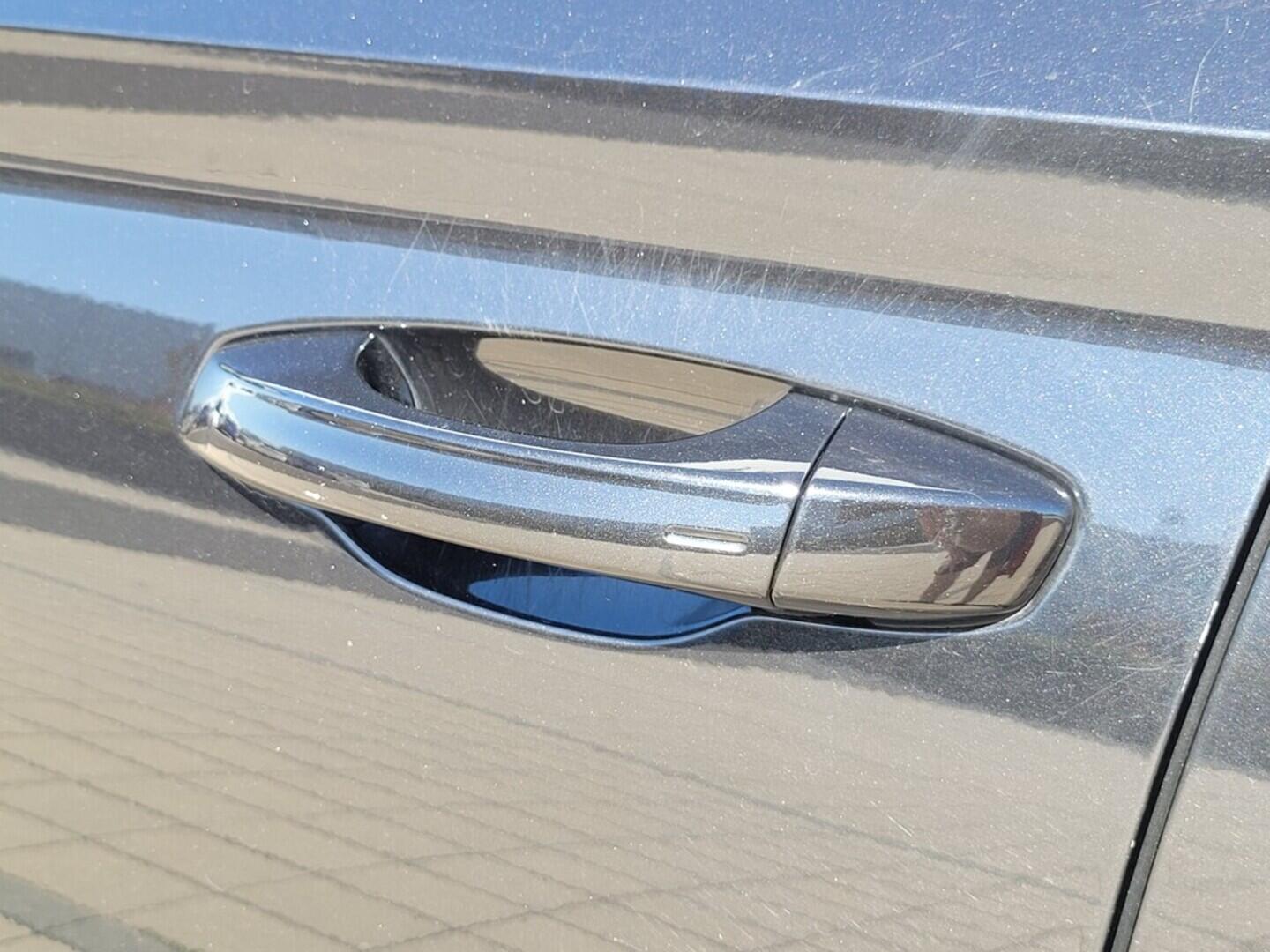 O619V07275_37.webp_SUPERB Style 2.0 TDI 140 kW automat, DPH