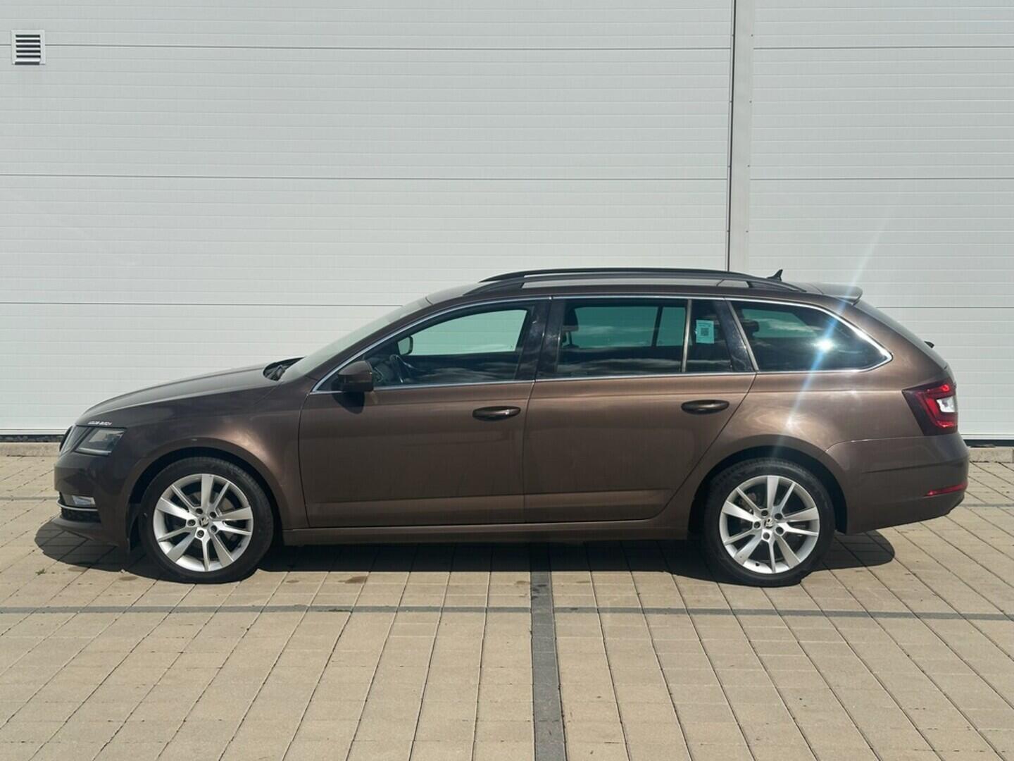 O619V07280_17.webp_OCTAVIA Style Plus 2.0 TDI 110 kW automat