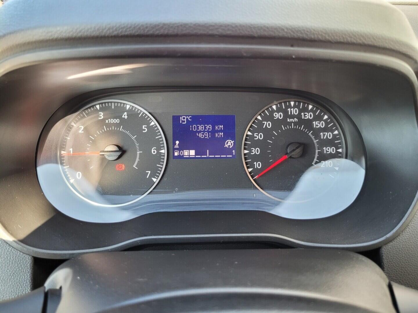 O619V07282_19.webp_DUSTER  1.0 TCe 67 kW manuál