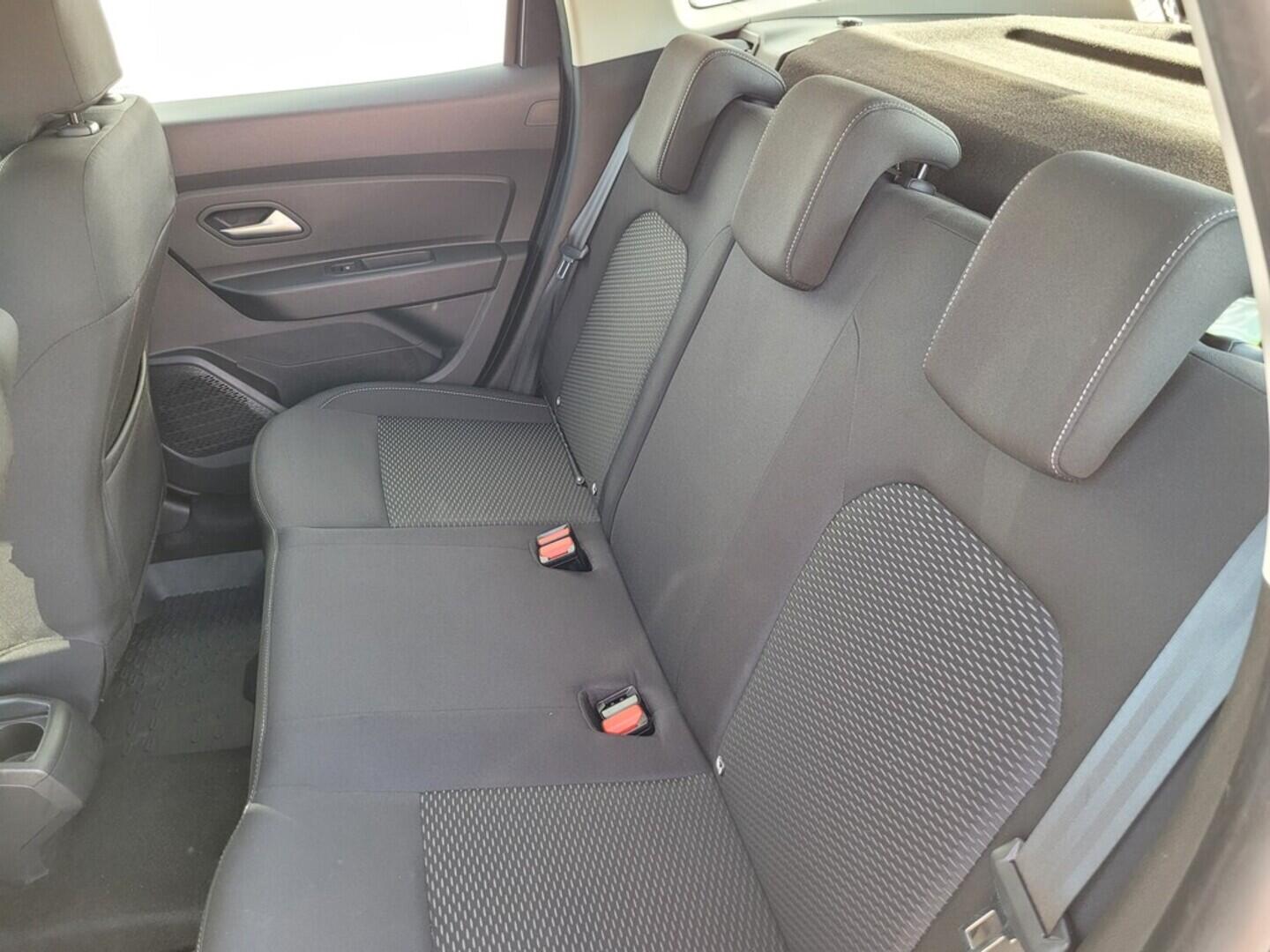 O619V07282_34.webp_DUSTER  1.0 TCe 67 kW manuál