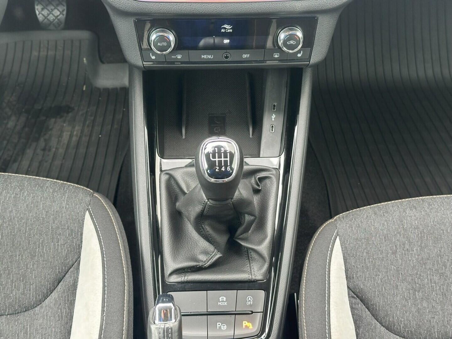 O619V07285_21.webp_SCALA Style 1.0 TSI 81 kW manuál, DPH