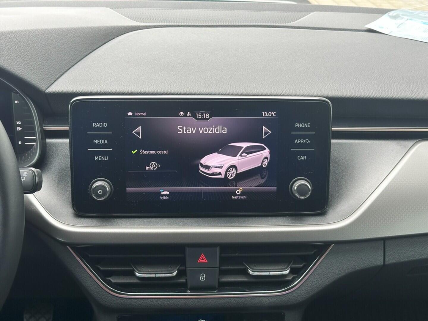 O619V07285_25.webp_SCALA Style 1.0 TSI 81 kW manuál, DPH