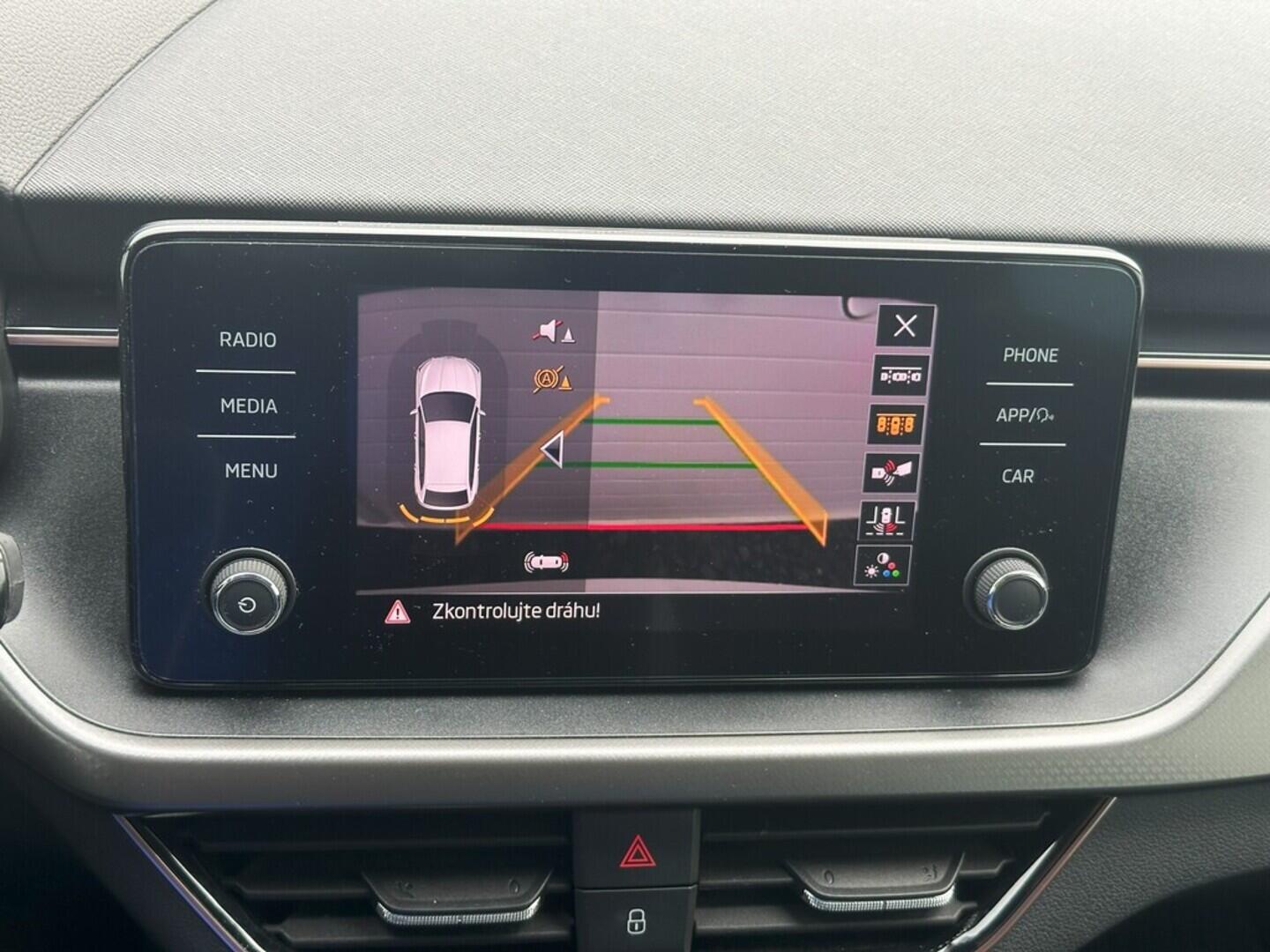 O619V07285_26.webp_SCALA Style 1.0 TSI 81 kW manuál, DPH