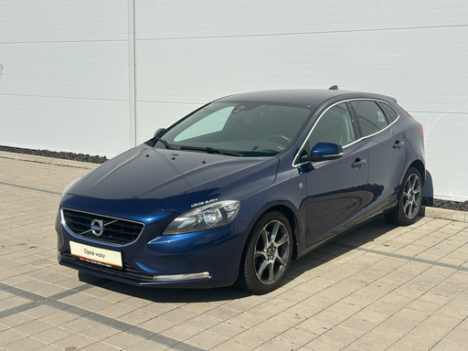 V40 Ocean Race 2.0 TDI 88 kW manuál