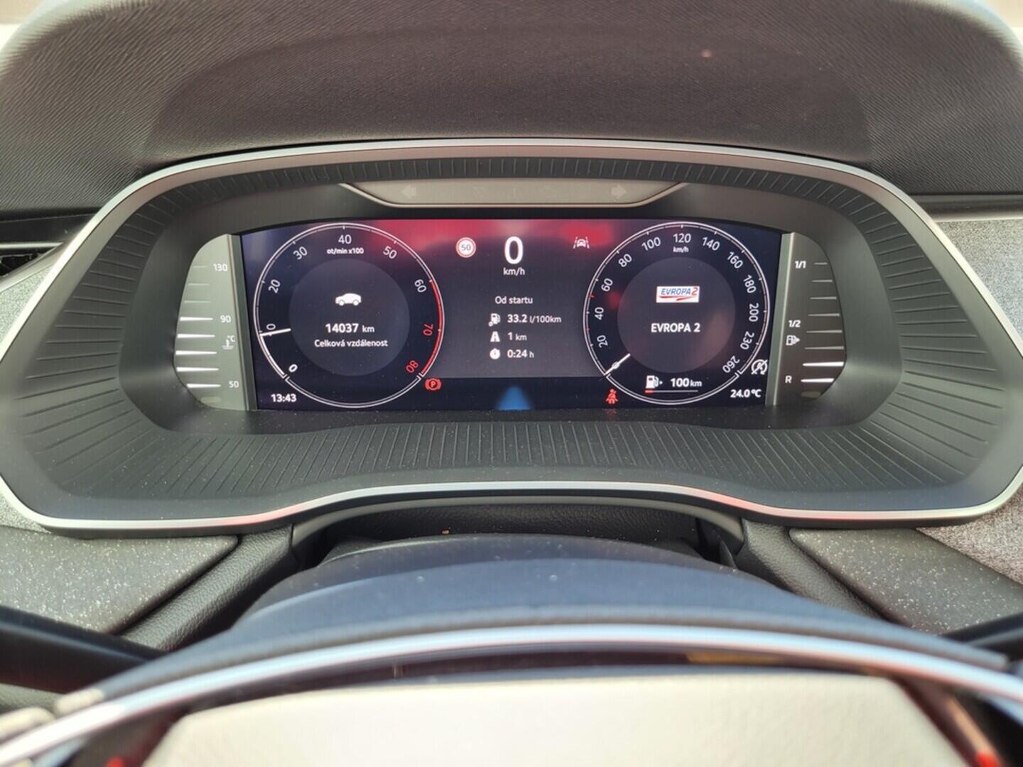 O619V07298_19.webp_OCTAVIA Top Selection 1.5 TSI 110 kW manuál, DPH