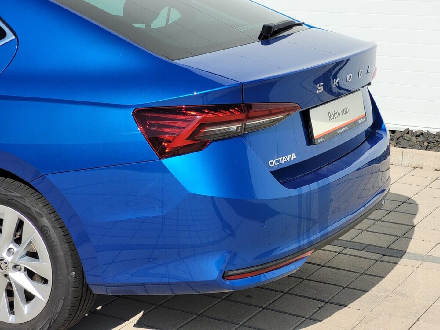 O619V07298_34.webp_OCTAVIA Top Selection 1.5 TSI 110 kW manuál, DPH