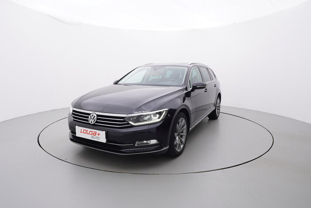 O619V07301_10.webp_PASSAT VARIANT Highline 2.0 TDI 140 kW automat