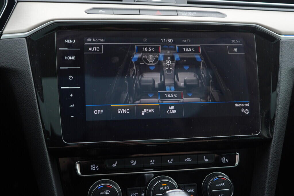 O619V07301_33.webp_PASSAT VARIANT Highline 2.0 TDI 140 kW automat