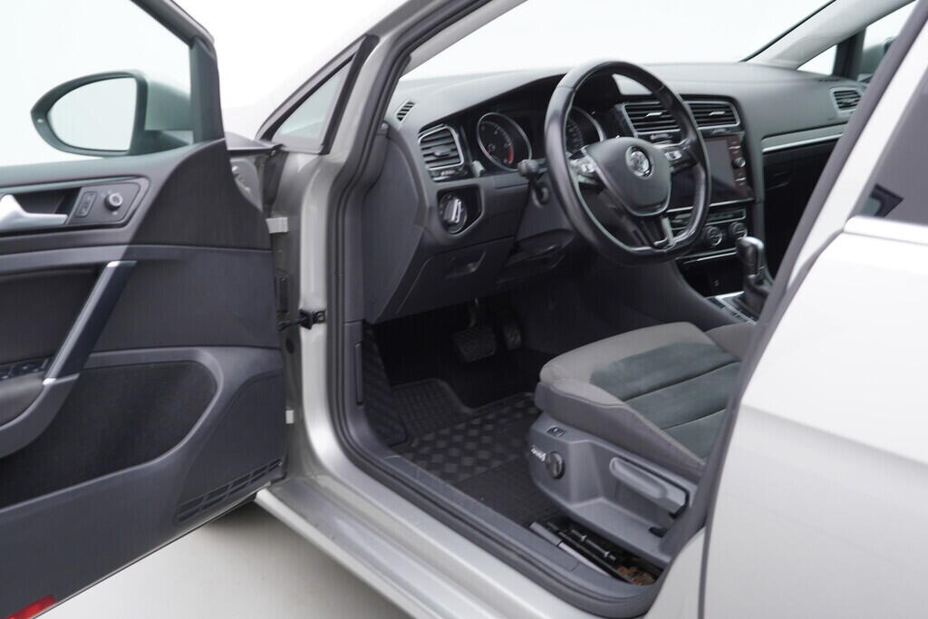 O619V07304_18.webp_GOLF 4Motion Highline 2.0 TDI 110 kW automat