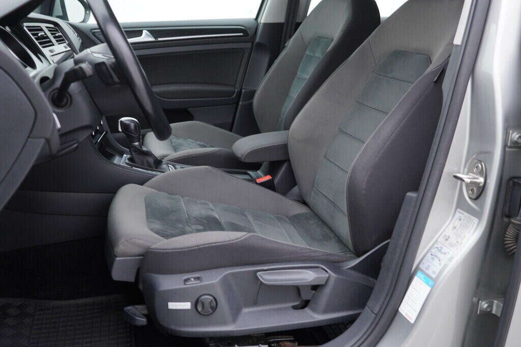 O619V07304_23.webp_GOLF 4Motion Highline 2.0 TDI 110 kW automat