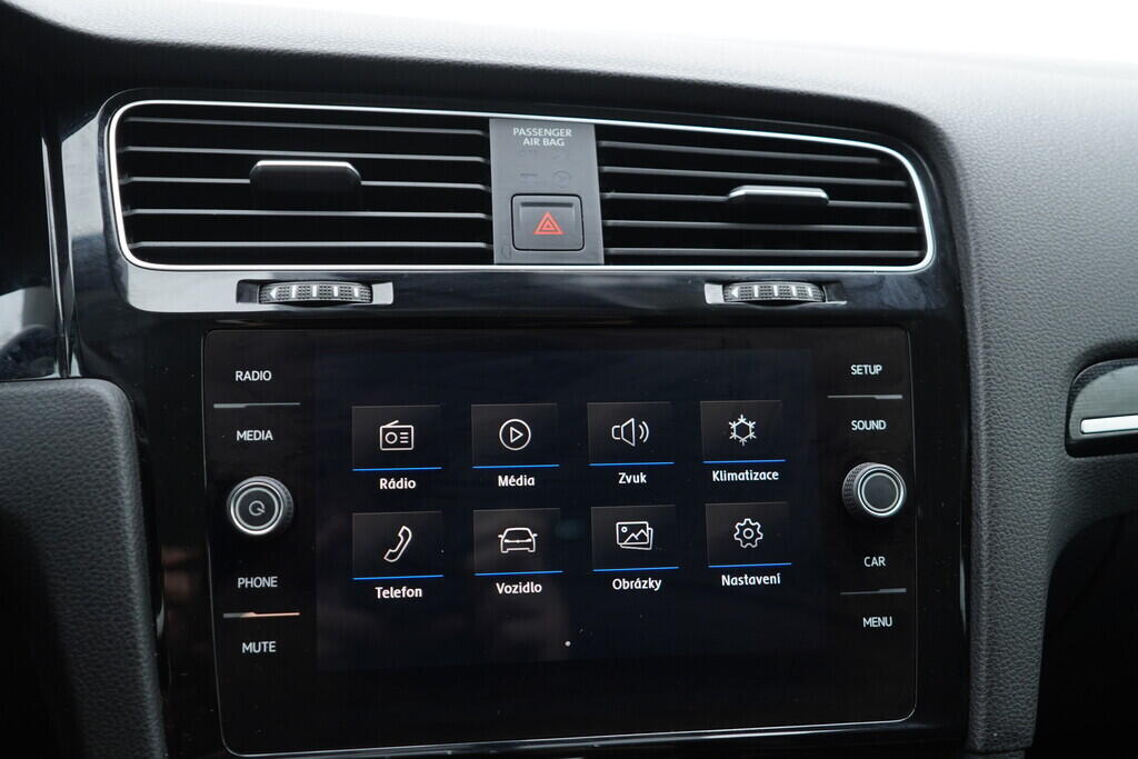 O619V07304_28.webp_GOLF 4Motion Highline 2.0 TDI 110 kW automat