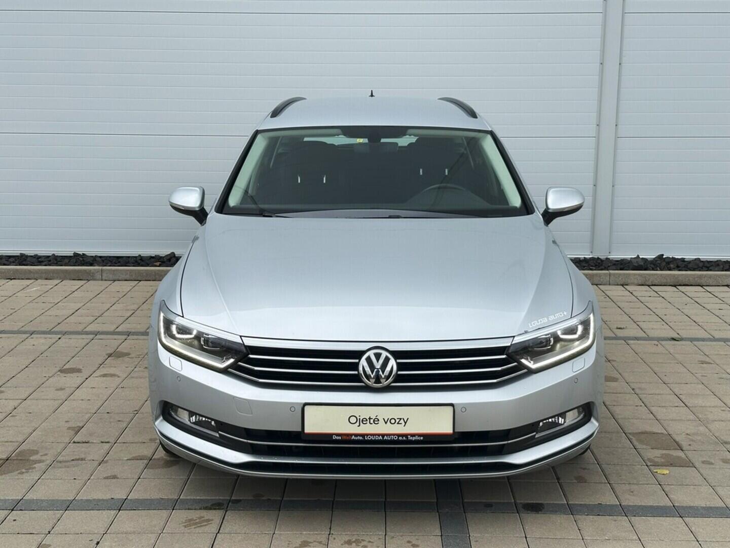 O619V07305_11.webp_PASSAT VARIANT business 2.0 TDI 110 kW manuál