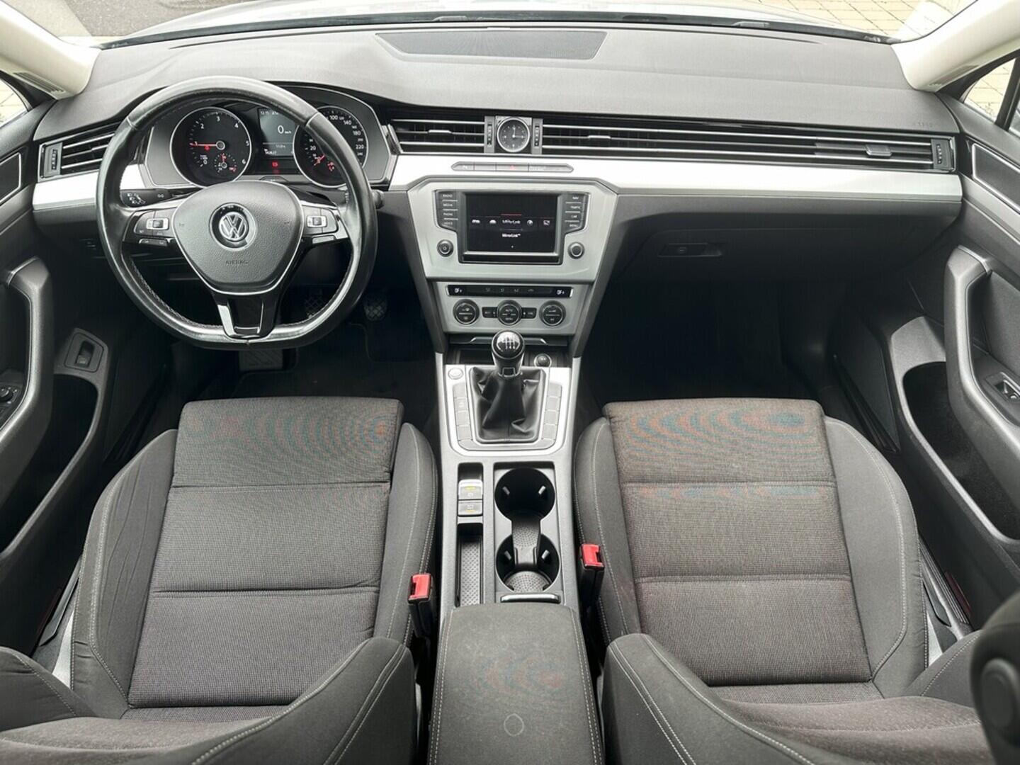 O619V07305_18.webp_PASSAT VARIANT business 2.0 TDI 110 kW manuál