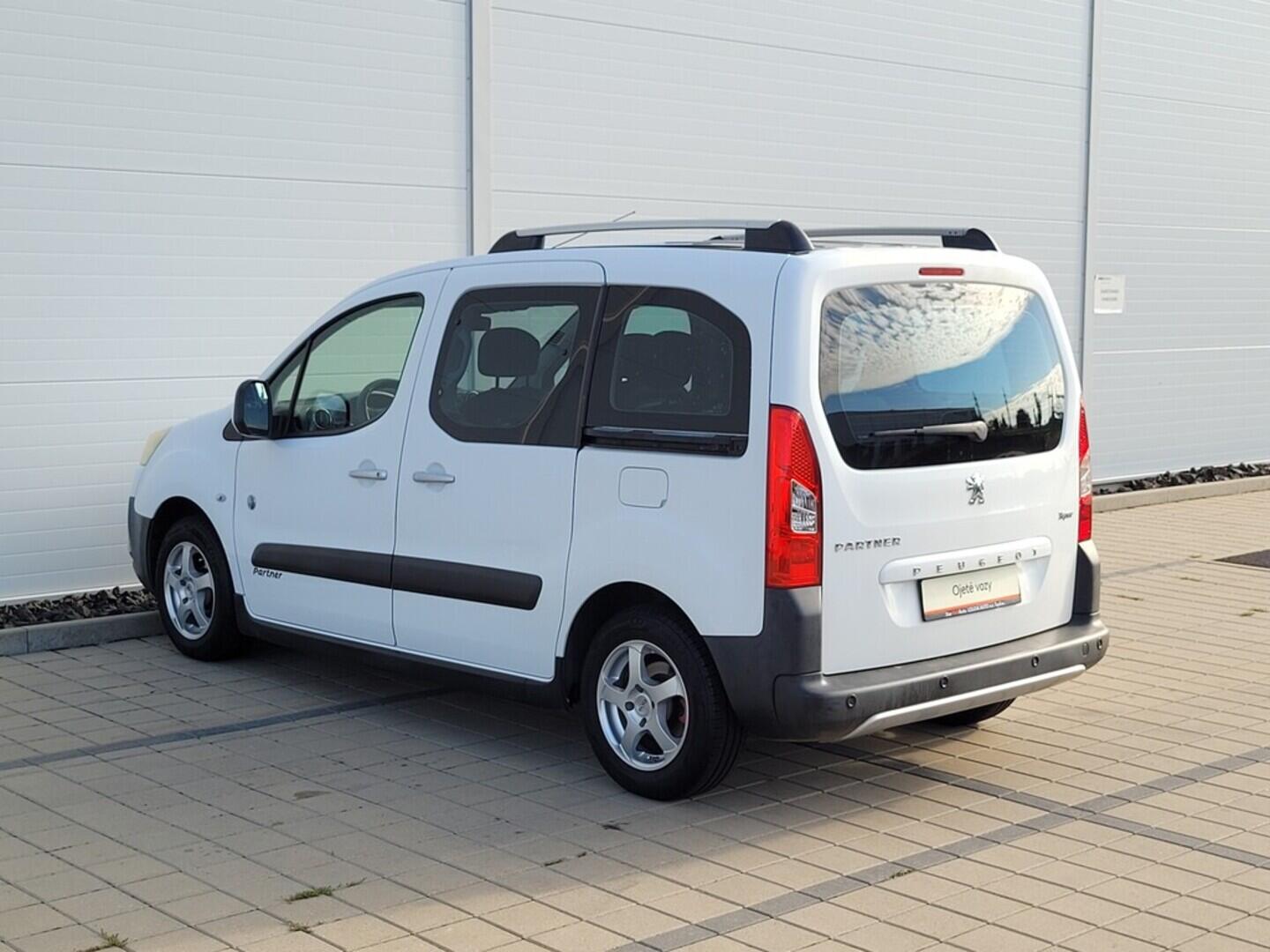 O619V07311_14.webp_PARTNER TEPEE Outdoor 1.6 VTi 88 kW manuál