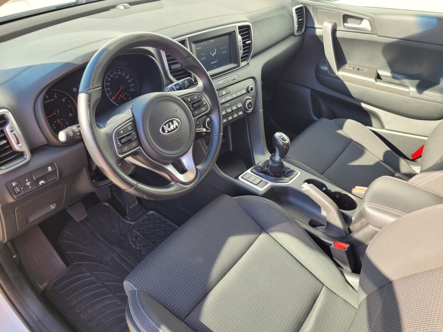 O619V07312_31.webp_SPORTAGE  1.6 GDi 97 kW manuál