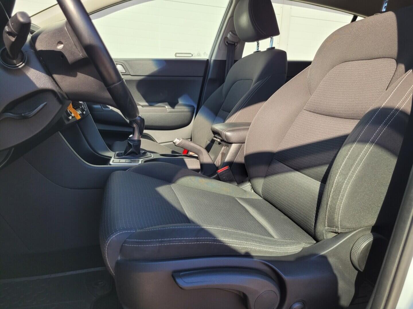 O619V07312_32.webp_SPORTAGE  1.6 GDi 97 kW manuál