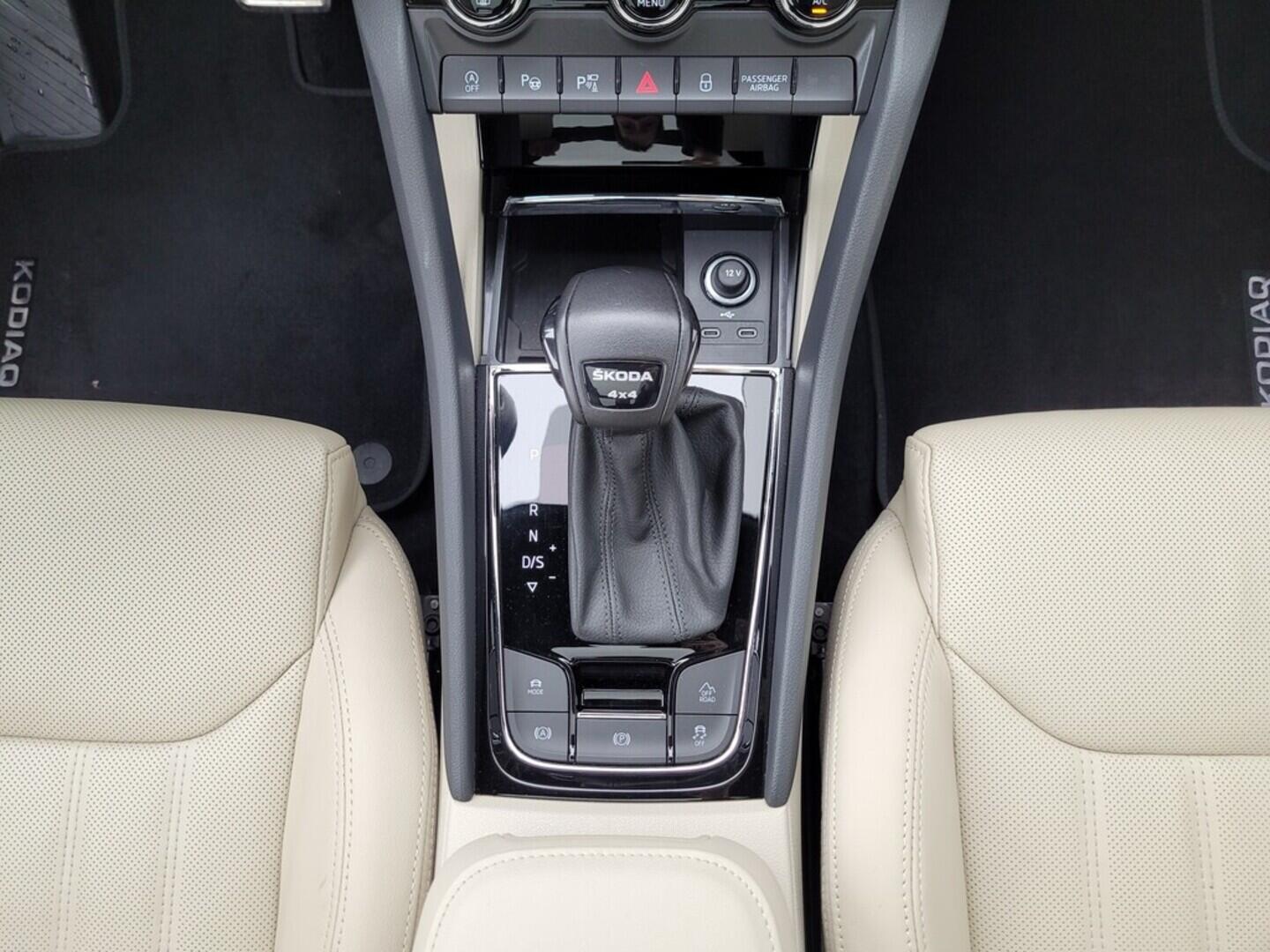 O619V07315_25.webp_KODIAQ L&K 2.0 TSI 140 kW automat, DPH