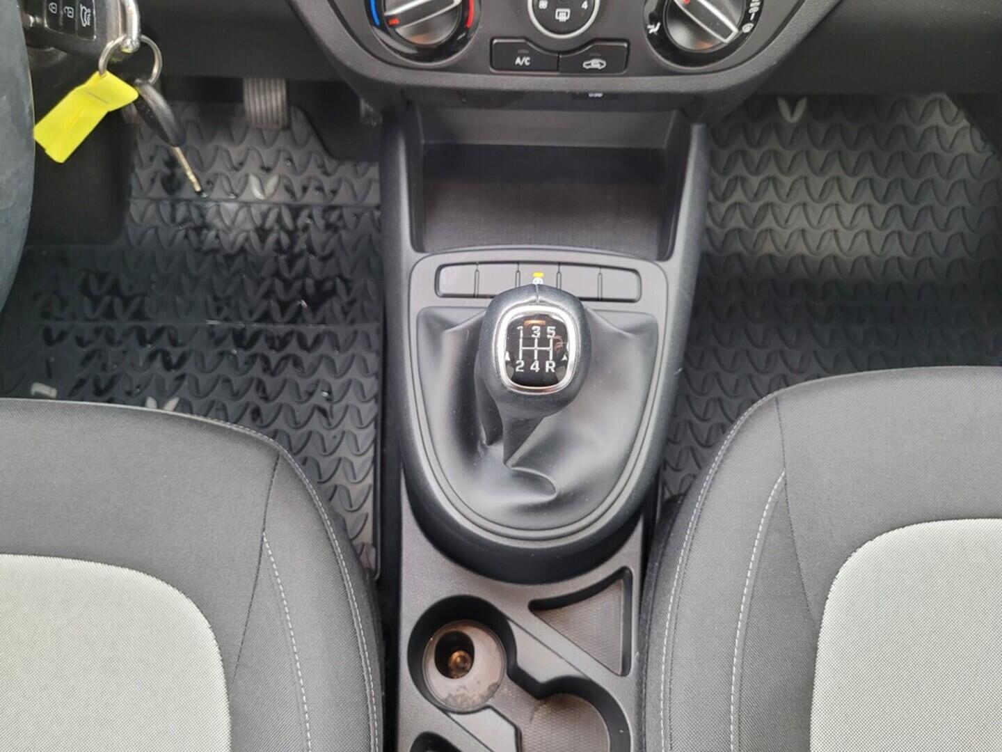 O619V07319_20.webp_I10 Comfort Go 1.0  49 kW manuál