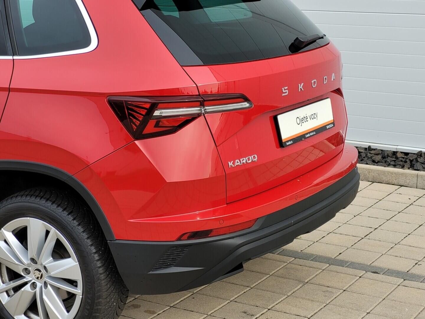 O619V07322_28.webp_KAROQ Selection 1.5 TSI 110 kW automat, DPH