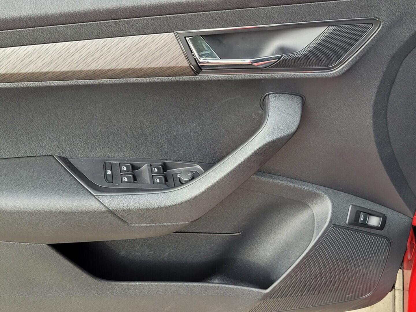 O619V07322_31.webp_KAROQ Selection 1.5 TSI 110 kW automat, DPH