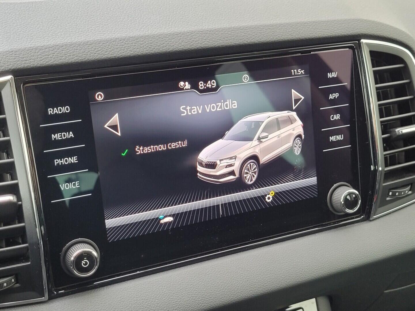 O619V07335_22.webp_KAROQ Ambition 1.0 TSI 81 kW manuál, DPH