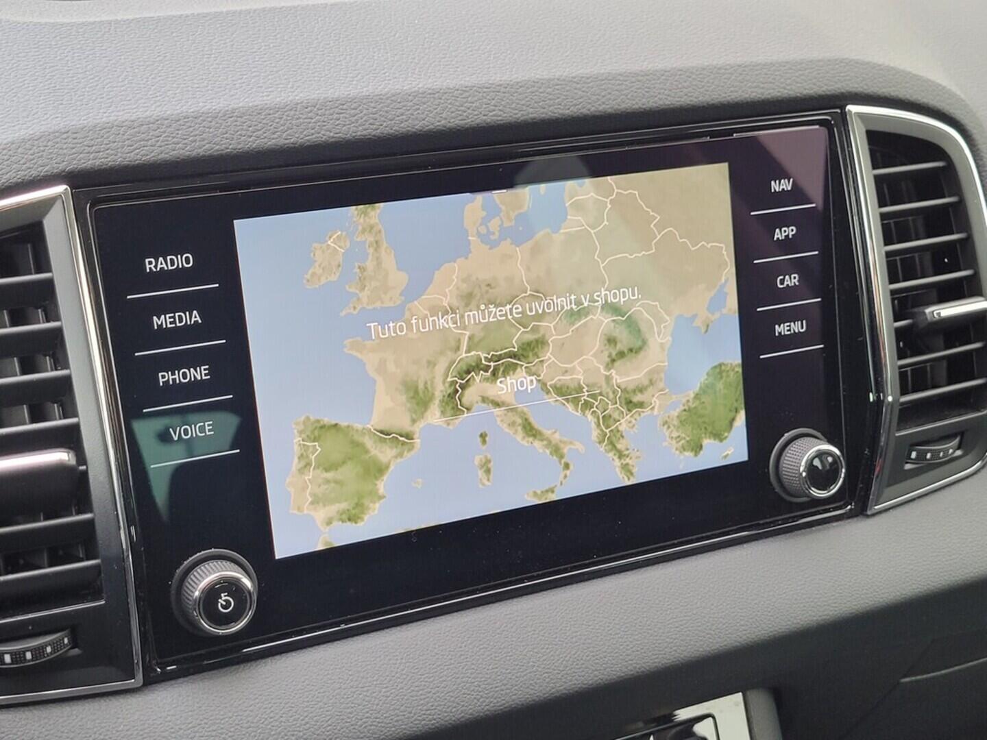 O619V07335_23.webp_KAROQ Ambition 1.0 TSI 81 kW manuál, DPH