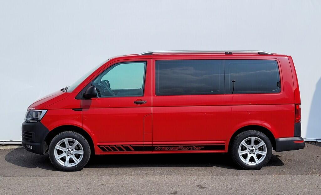 O619V07337_12.webp_TRANSPORTER KOMBI  2.0 TDI 110 kW manuál