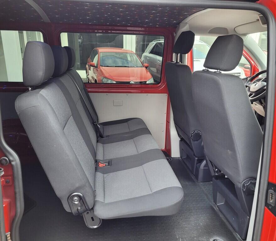 O619V07337_20.webp_TRANSPORTER KOMBI  2.0 TDI 110 kW manuál